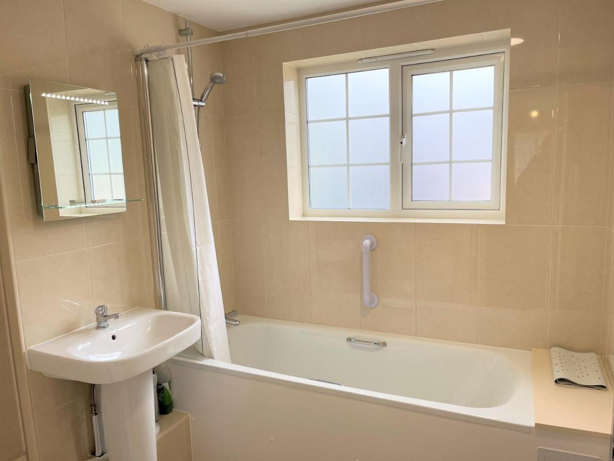 Saint Martin Le Douit Farm Self Catering 빌라 외부 사진