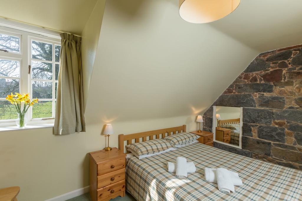Saint Martin Le Douit Farm Self Catering 빌라 외부 사진