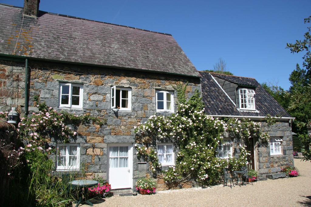 Saint Martin Le Douit Farm Self Catering 빌라 외부 사진